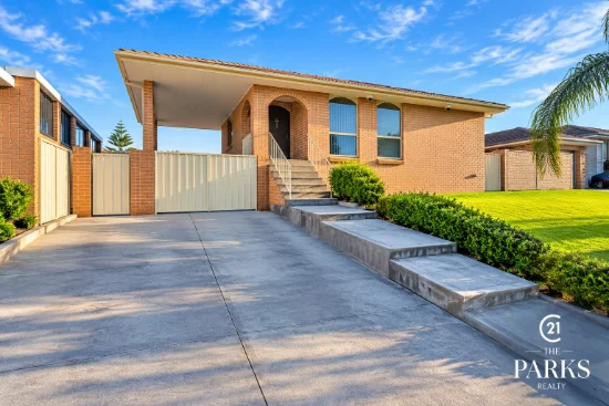 22 Turquoise Crescent, Bossley Park, NSW 2176