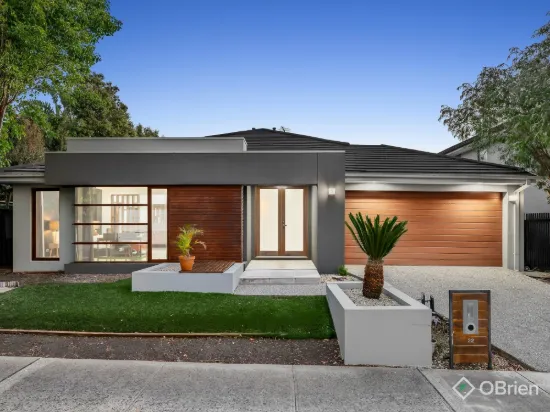 22 Waler Circuit, Clyde North, Vic 3978