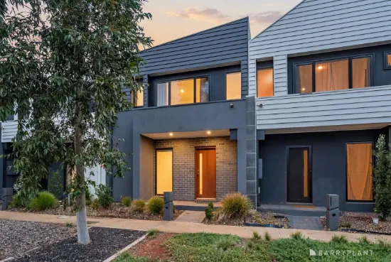22 Washington Drive, Thornhill Park, Vic 3335