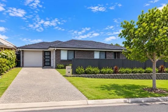 22 Weymouth Street, Pimpama, Qld 4209 - For Rent