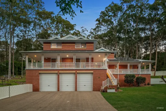 22 Wollundry Close, Eleebana, NSW 2282