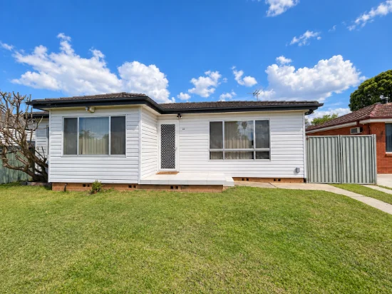 22 Woodview Road, Oxley Park, NSW 2760 - For Rent