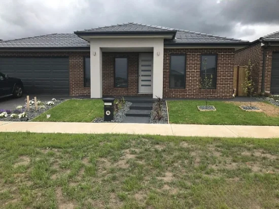 222 St Germain Bvd, Clyde North, Vic 3978