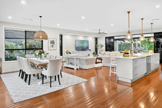 2226 Glengallon Way, Hope Island, Qld 4212-Image