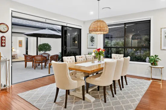 2226 Glengallon Way, Hope Island, Qld 4212-Image