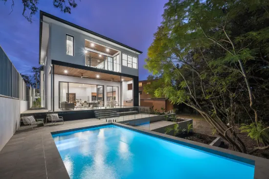 223 Carmody Road, St Lucia, Qld 4067