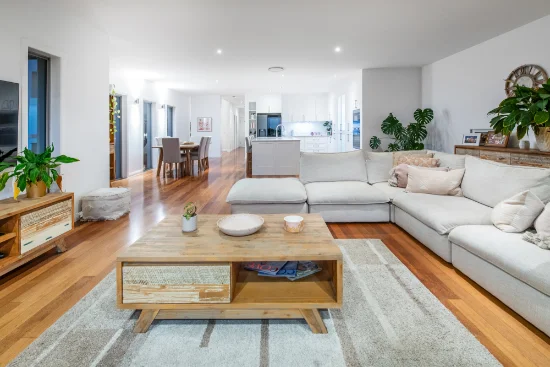 2244 Glengallon Way, Hope Island, Qld 4212-Image