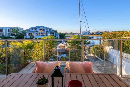 2244 Glengallon Way, Hope Island, Qld 4212-Image