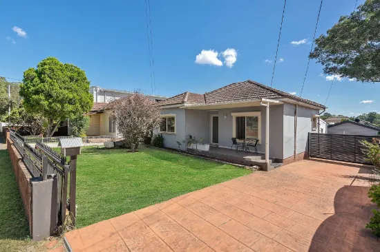 227 Moorefields Road, Roselands, NSW 2196
