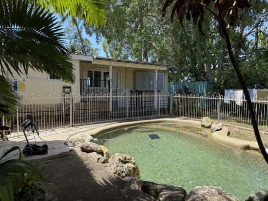 227 O'Shea Esplanade, Machans Beach, Qld 4878
