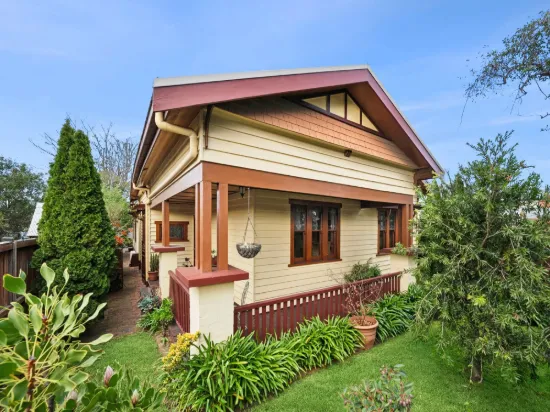 228 Shannon Avenue, Geelong West, Vic 3218