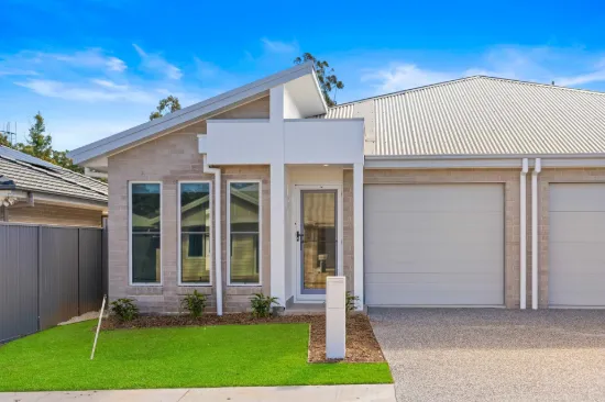 22A Pepperberry Parade, Thrumster, NSW 2444