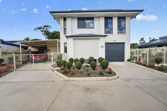 22b Cunningham Street, Torquay, Qld 4655