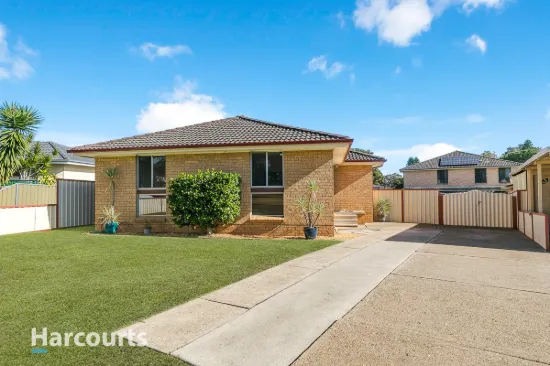 23 Alexandra Circuit, St Clair, NSW 2759