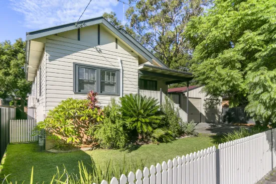 23 Arrow Avenue, Figtree, NSW 2525