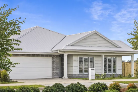 23 Ashbourne Boulevard, Moss Vale, NSW 2577