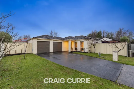 23 Ashwood  Grove, Pakenham, Vic 3810