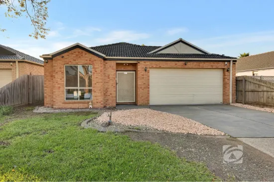 23 Baynton Crescent, Lynbrook, Vic 3975