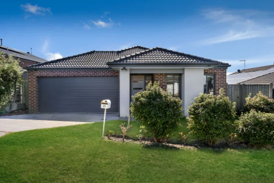 23 Bella Vista Crescent, Pakenham VIC 3810-Image