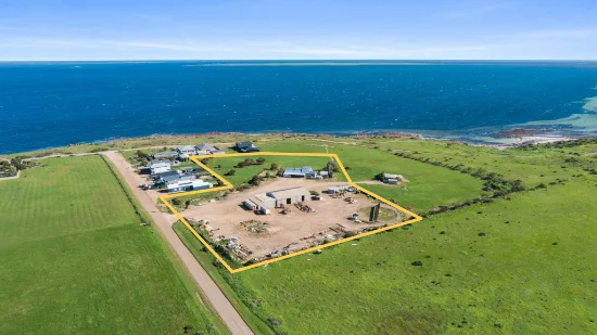 23 Bray Road, Port Victoria, SA 5573