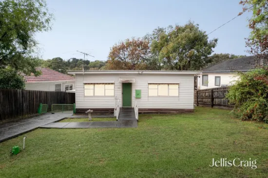 23 Brownes Crescent, Eltham, Vic 3095