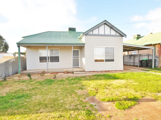 23 Castle Street, Junee NSW 2663-Image