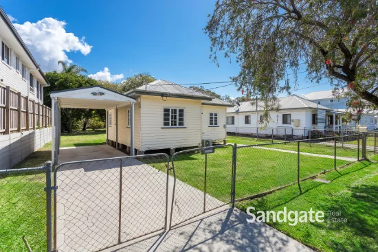 23 Clayton Street, Sandgate, Qld 4017