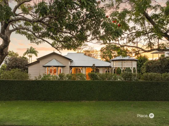 23 Dewar Terrace, Sherwood, Qld 4075