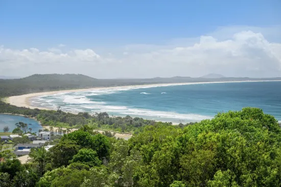 23 Dulconghi Street, Crescent Head, NSW 2440