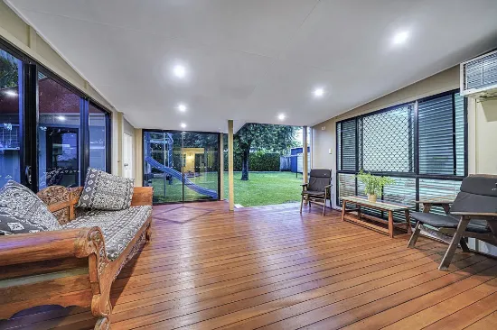 23 Easton Street, Silkstone, Qld 4304
