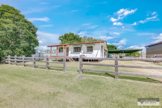 23 Elliott Street, Gin Gin, Qld 4671
