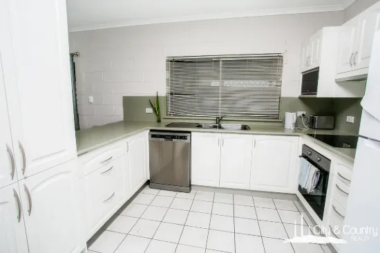 23 Emmalyn Close, Mount Isa, Qld 4825