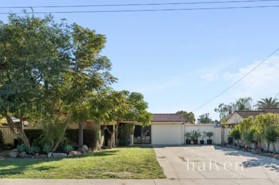 23 Highclere Boulevard, Marangaroo, WA 6064