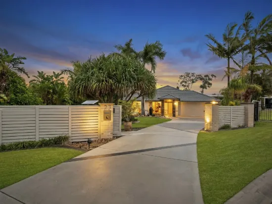 23 Hirst Court, Ningi, Qld 4511