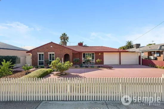 23 Hossack Avenue, Parkwood, WA 6147