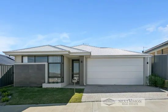 23 jacaranda road, Hammond Park, WA 6164