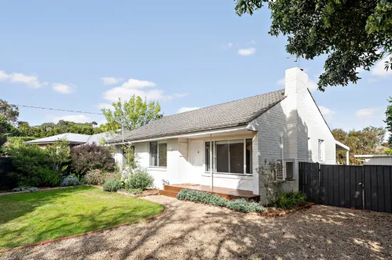23 Karella Crescent, Mornington, Vic 3931