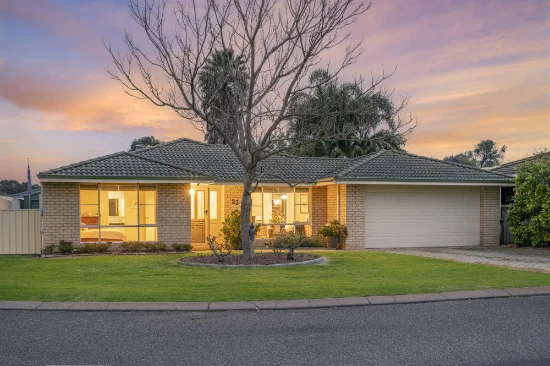 23 Kittyhawk Grove, Geographe, WA 6280
