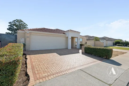 23 Kyle Way, Canning Vale, WA 6155