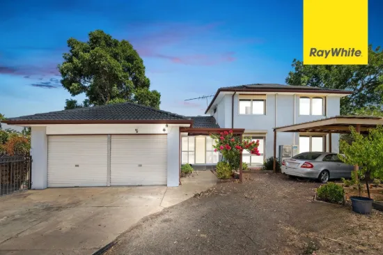 23 Linlithgow Way, Melton West, Vic 3337