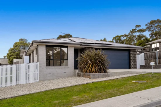 23 Lomandra Drive, Blackmans Bay, Tas 7052