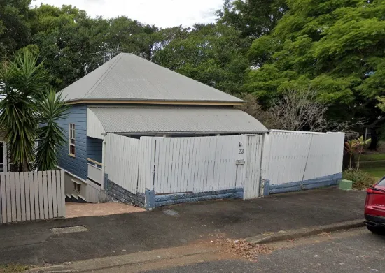 23 Lower Clifton Tce, Red Hill, Qld 4059