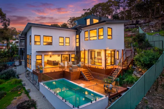 23 Old Ferry Road, Illawong, NSW 2234