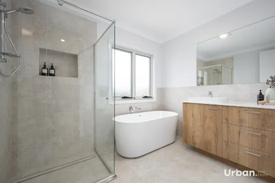 23 Ondaroo Crest, Old Bar, NSW 2430-Image