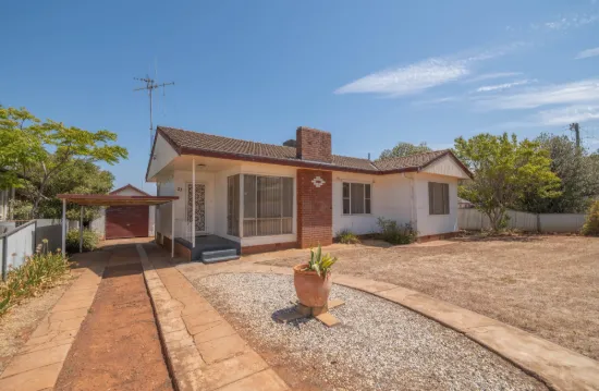 23 Orange Street, Parkes NSW 2870-Image