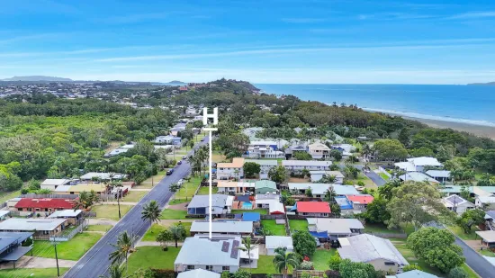 23 Pacific Drive, Blacks Beach, Qld 4740