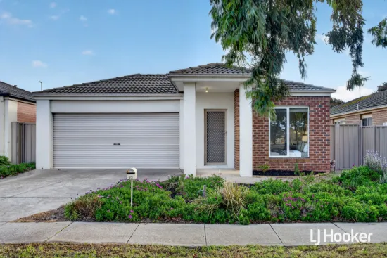 23 Perlette Drive, Point Cook, Vic 3030