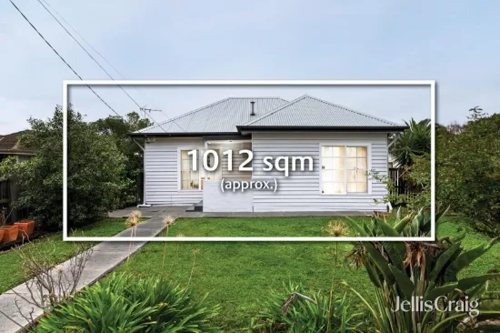 23 Pine Avenue, North Shore, Vic 3214