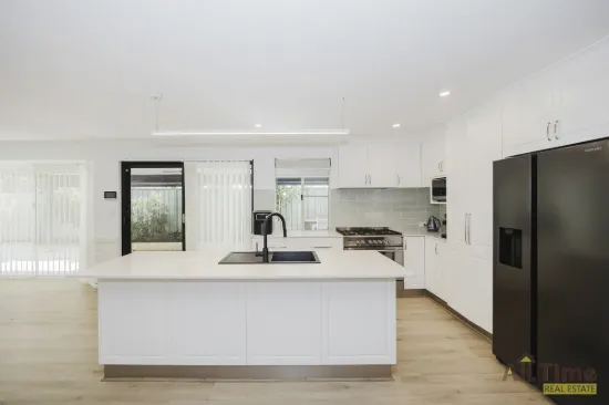 23 Pinewood Walk, Canning Vale, WA 6155-Image