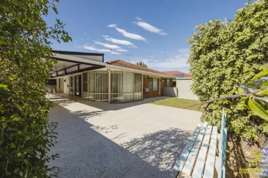 23 Pinewood Walk, Canning Vale, WA 6155-Image